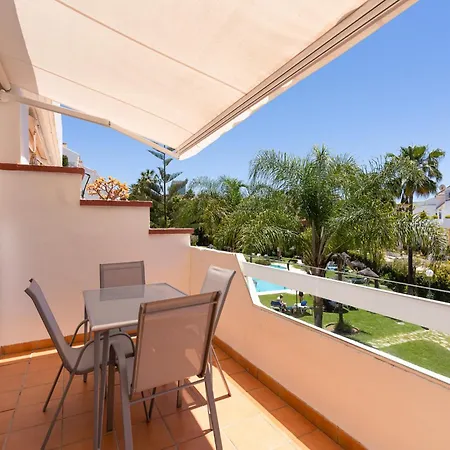 Apartment In Elviria Near *