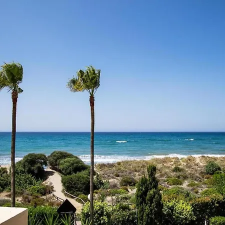 Apartment In Elviria Near *