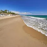 Apartment In Elviria Near *