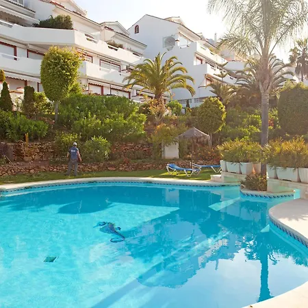 公寓 In Elviria Near 马尔韦利亚