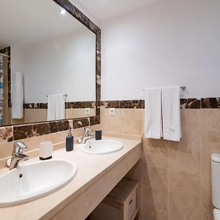 In Elviria Near * Μαρμπέλλα