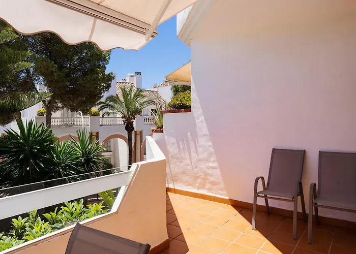 In Elviria Near 马尔韦利亚